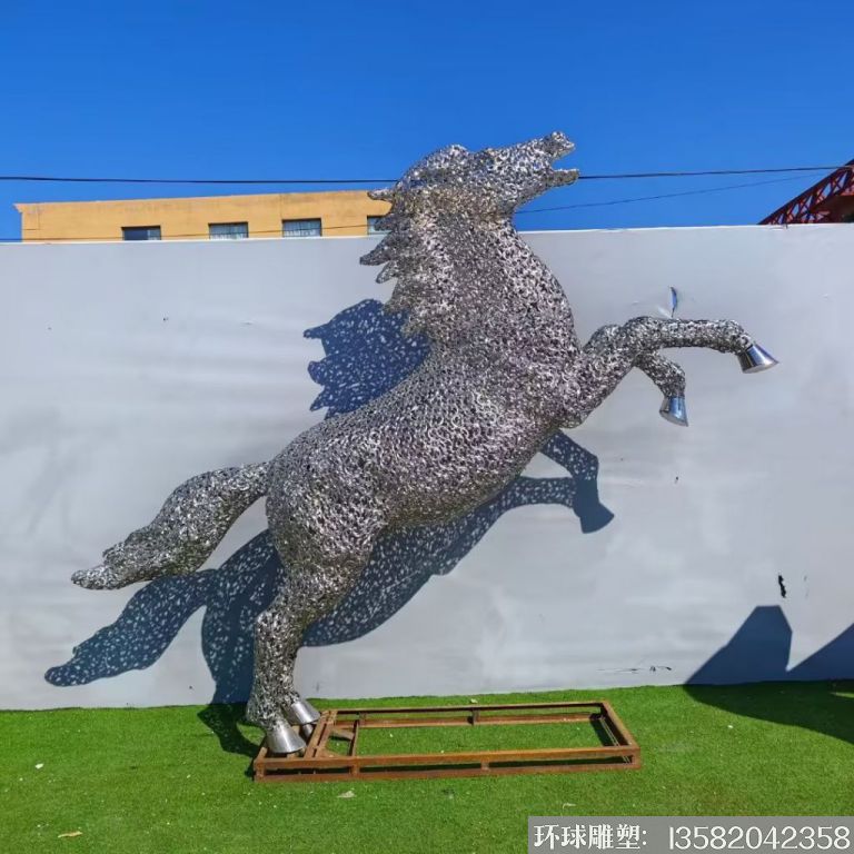 不銹鋼大型鏤空馬雕塑5