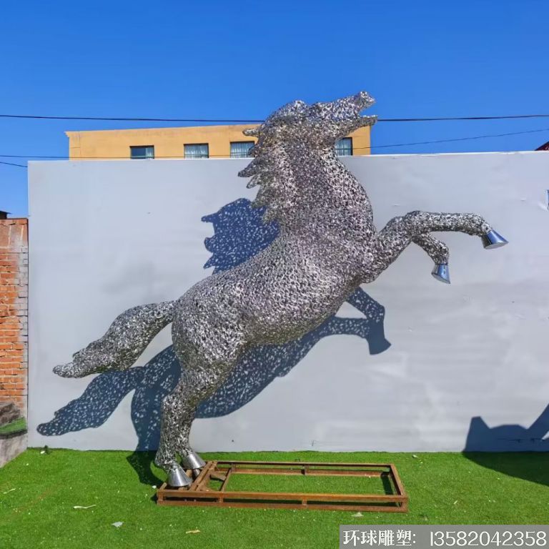不銹鋼大型鏤空馬雕塑3